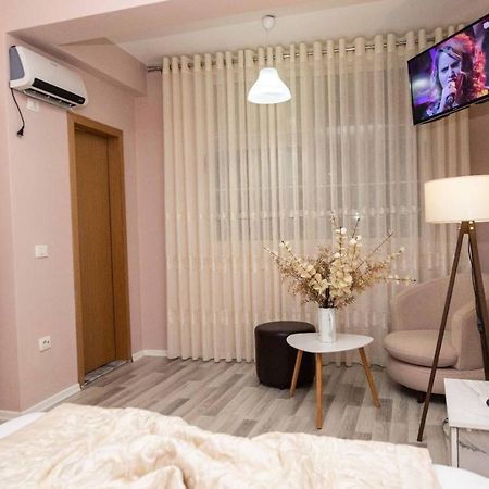 Two Bedroom Villa Tirana Exteriör bild