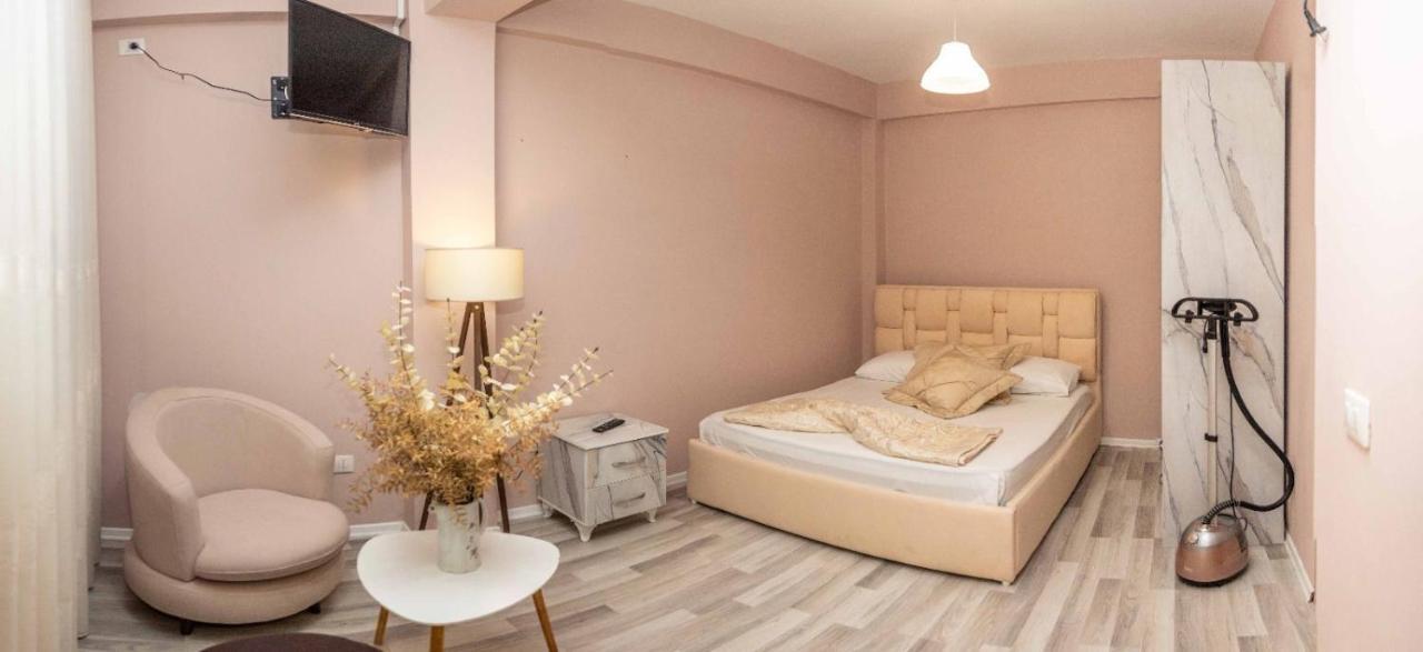 Two Bedroom Villa Tirana Exteriör bild